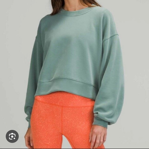 Lululemon Softstreme Perfectly Oversized Cropped Crew - Picture 4 of 5